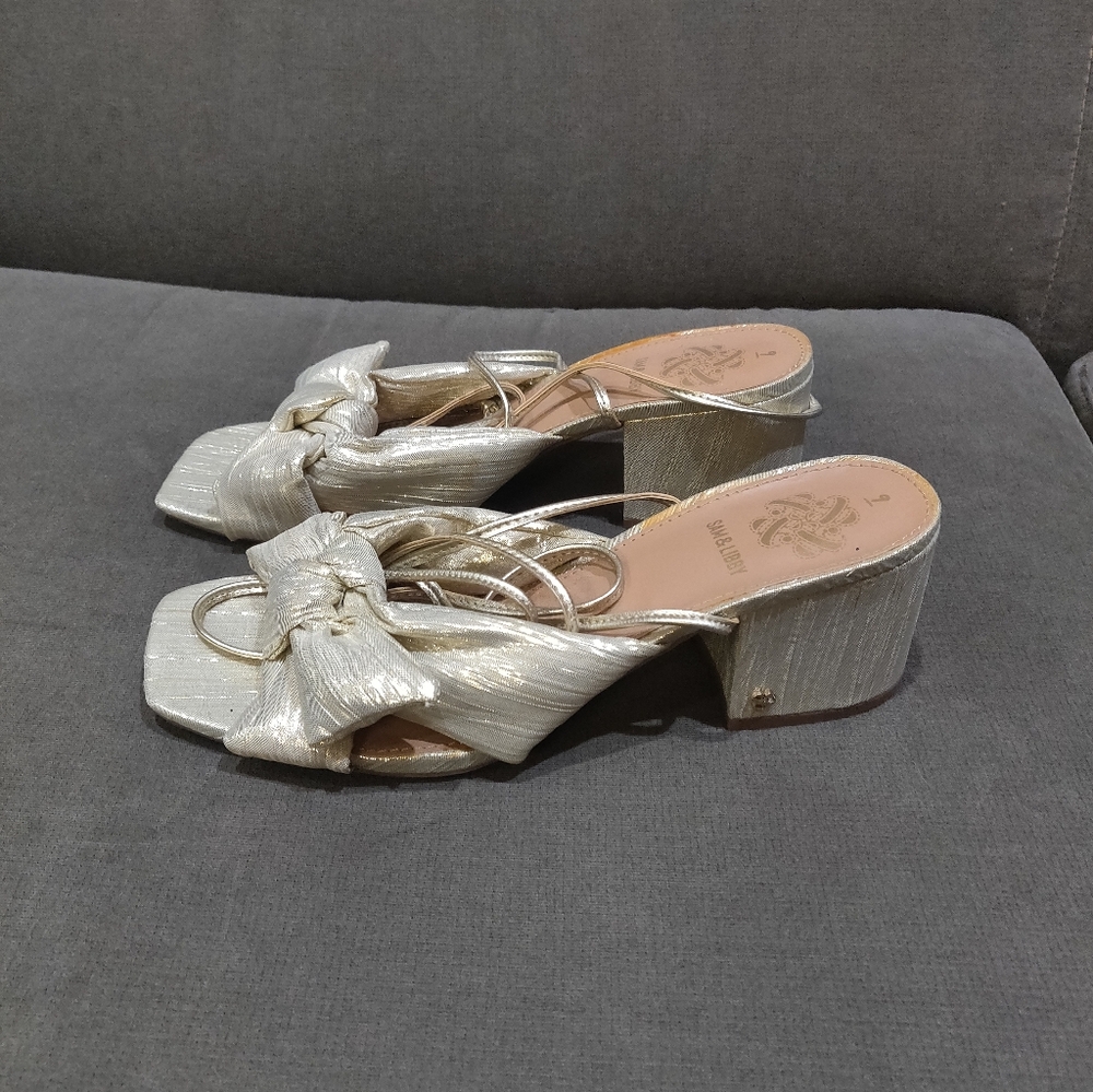 Sam & Libby Metallic Knot Block Heel Mules in Gold